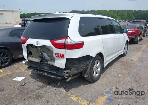 2018 Toyota Sienna Le 8 Passenger из США, поврежденный, VIN 5TDKZ3DC6JS909072